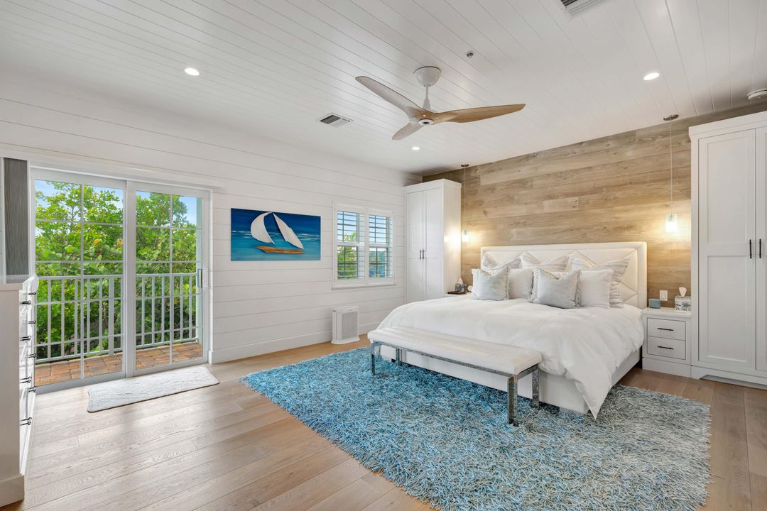 For Sale: $3,100,000 (3 beds, 3 baths, 2825 Square Feet)