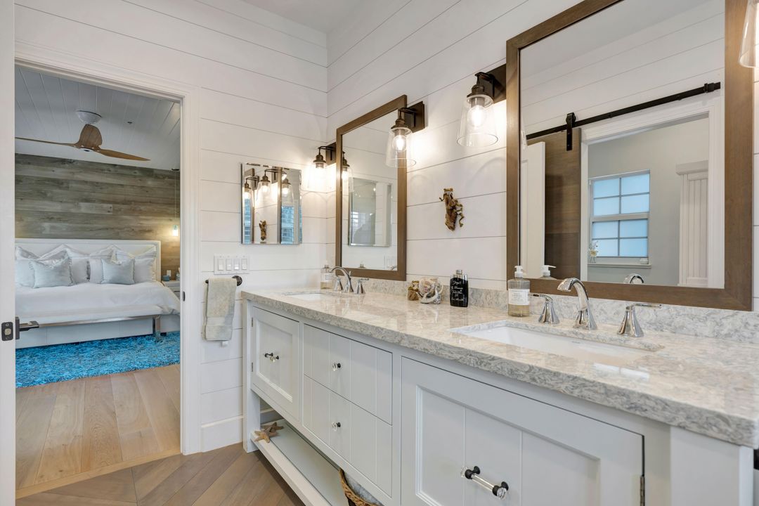 For Sale: $3,100,000 (3 beds, 3 baths, 2825 Square Feet)