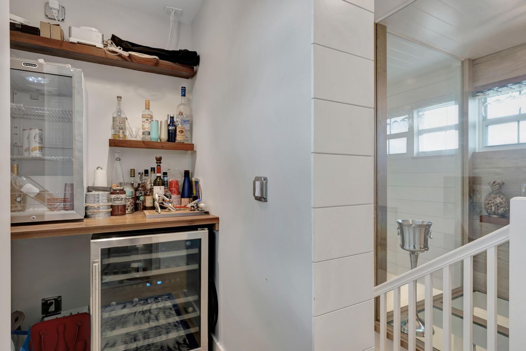 For Sale: $3,100,000 (3 beds, 3 baths, 2825 Square Feet)