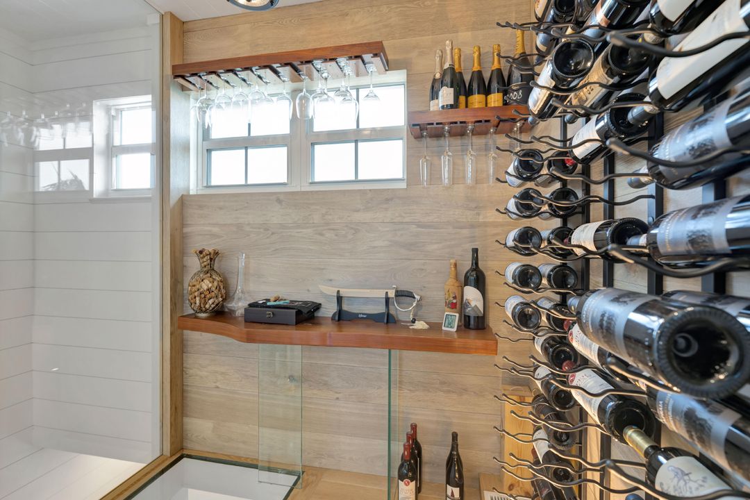 For Sale: $3,100,000 (3 beds, 3 baths, 2825 Square Feet)