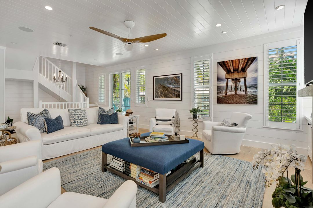 For Sale: $3,100,000 (3 beds, 3 baths, 2825 Square Feet)