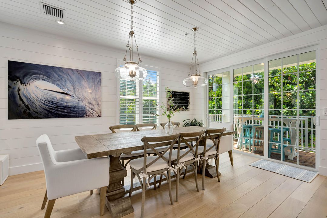 For Sale: $3,100,000 (3 beds, 3 baths, 2825 Square Feet)