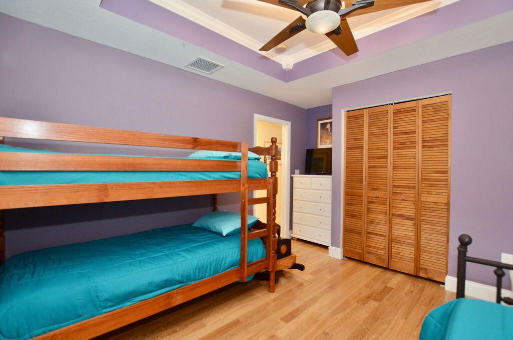 На продажу: $1,250,000 (5 спален, 3 ванн, 3505 Квадратных фут)