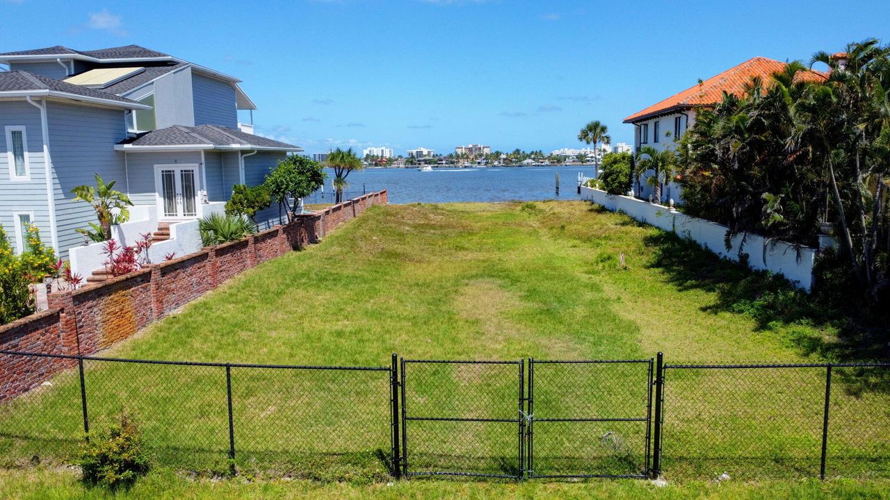 待售: $2,400,000 (0 贝兹, 0 浴室, 0 平方英尺)