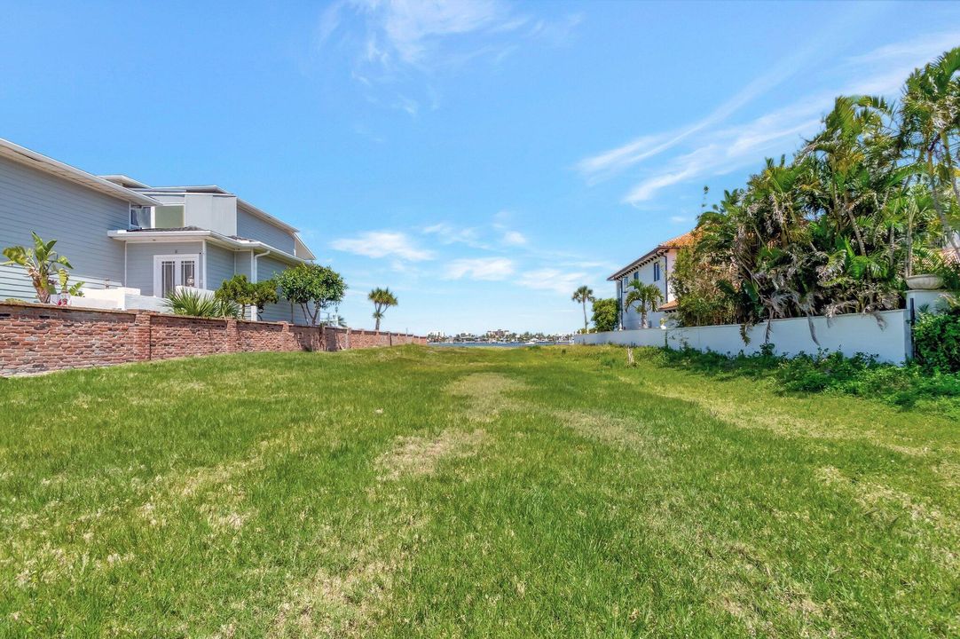 待售: $2,400,000 (0 贝兹, 0 浴室, 0 平方英尺)