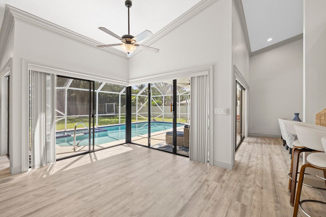 Active With Contract: $10,000 (4 beds, 2 baths, 2815 Square Feet)