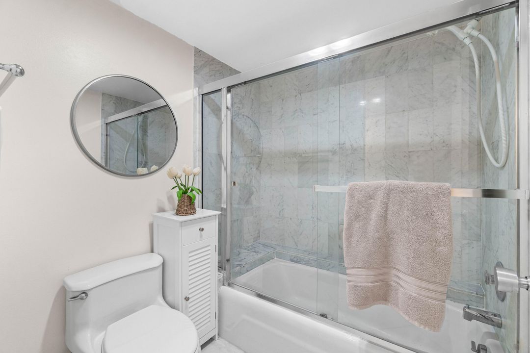 Под контрактом: $695,000 (2 спален, 2 ванн, 1372 Квадратных фут)