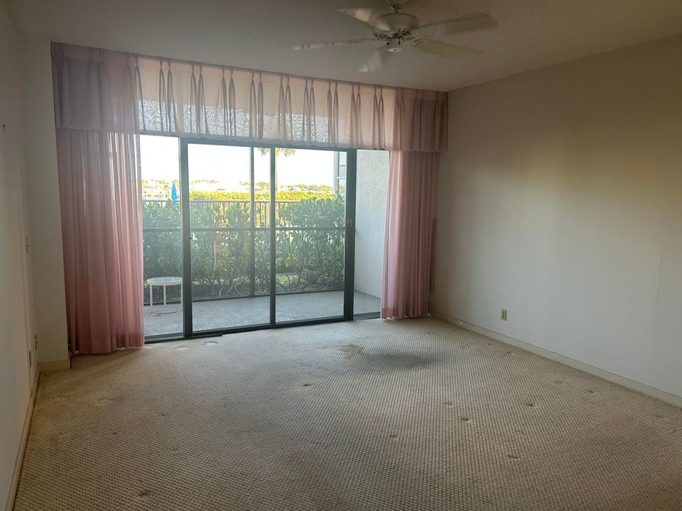 En Venta: $399,000 (2 camas, 2 baños, 1535 Pies cuadrados)