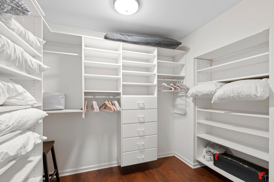 В аренду: $25,900 (4 спален, 3 ванн, 2624 Квадратных фут)