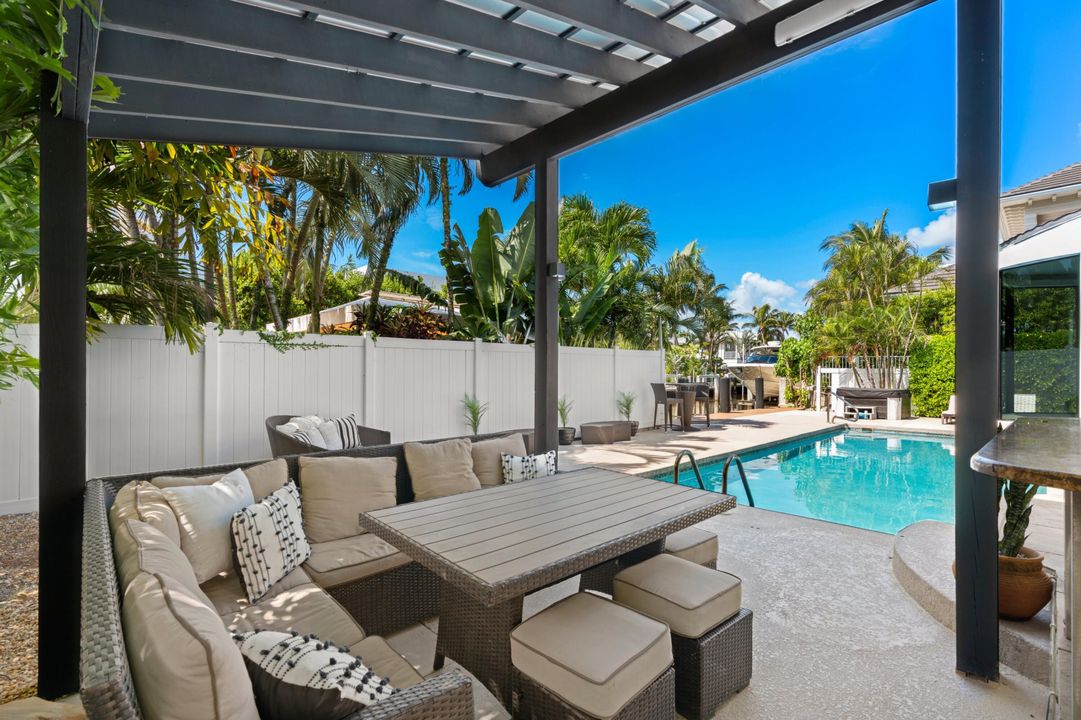 В аренду: $25,900 (4 спален, 3 ванн, 2624 Квадратных фут)