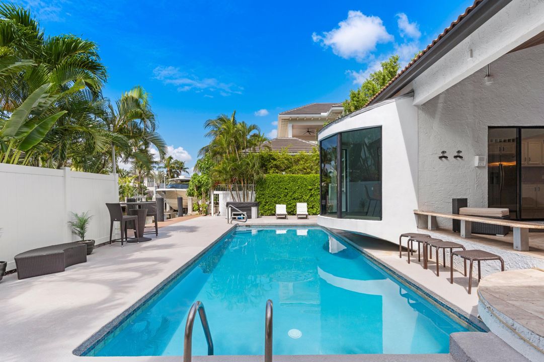 В аренду: $25,900 (4 спален, 3 ванн, 2624 Квадратных фут)