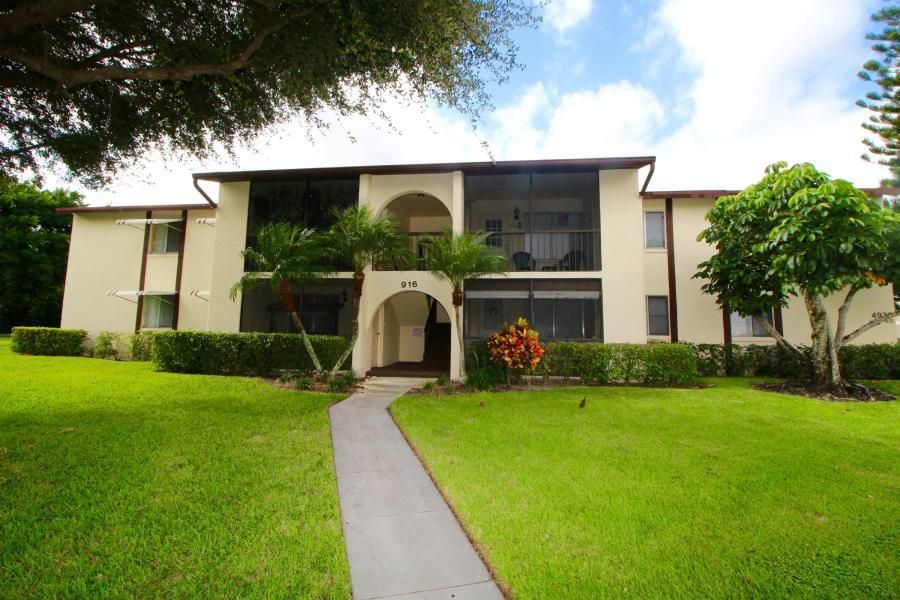 Recently Rented: $1,775 (2 beds, 2 baths, 1115 Square Feet)