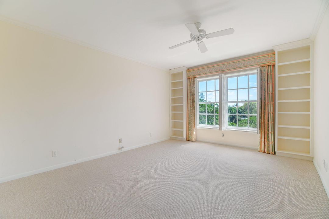 Active With Contract: $895,000 (2 beds, 2 baths, 1375 Square Feet)