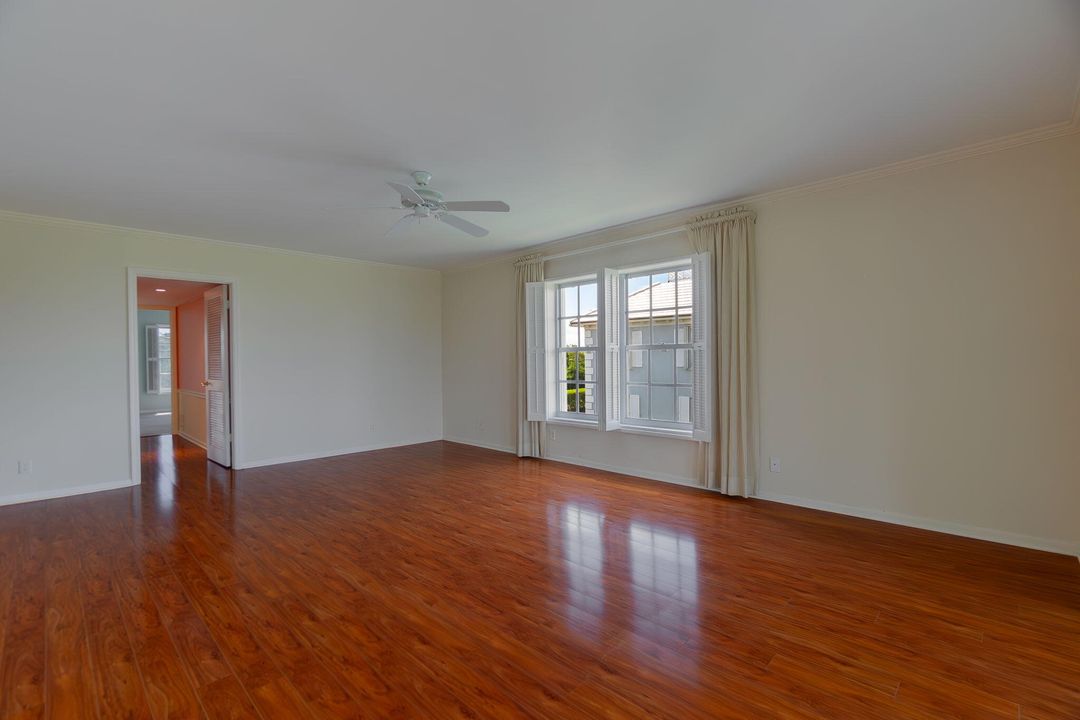 Active With Contract: $895,000 (2 beds, 2 baths, 1375 Square Feet)