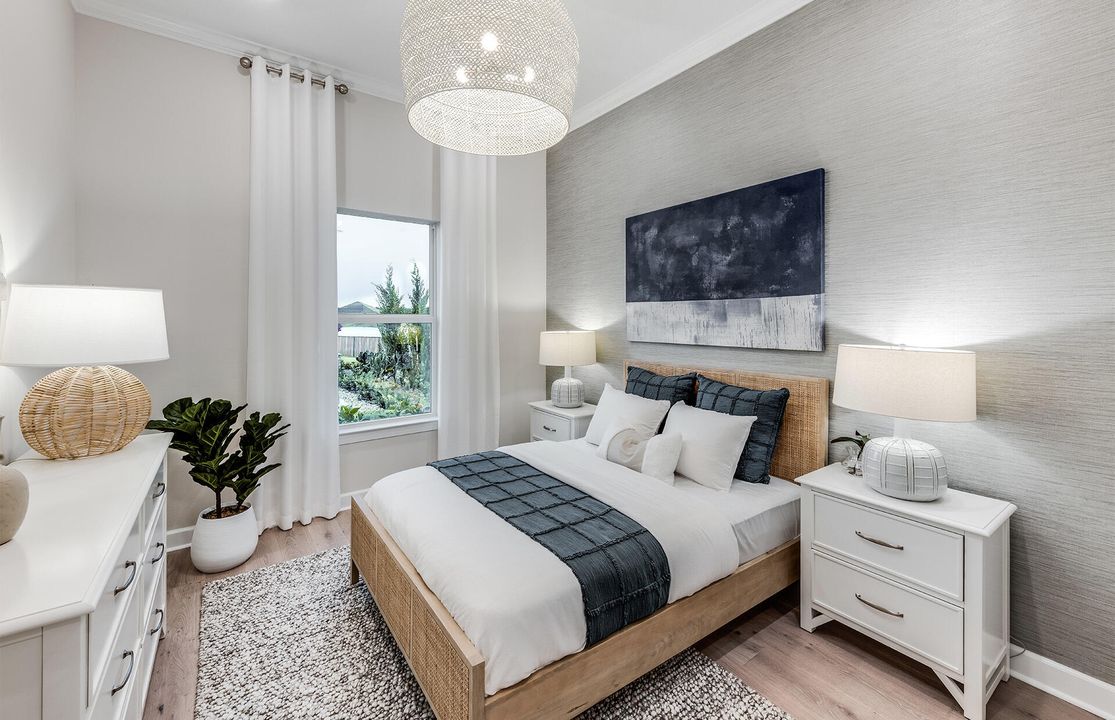 合同活跃: $3,610,345 (4 贝兹, 4 浴室, 3640 平方英尺)