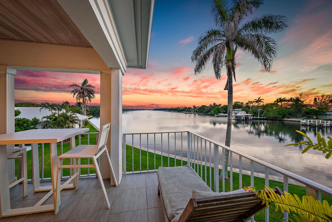 For Sale: $2,750,000 (2 beds, 2 baths, 1510 Square Feet)