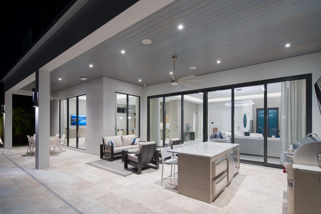 For Sale: $9,895,000 (5 beds, 5 baths, 5699 Square Feet)