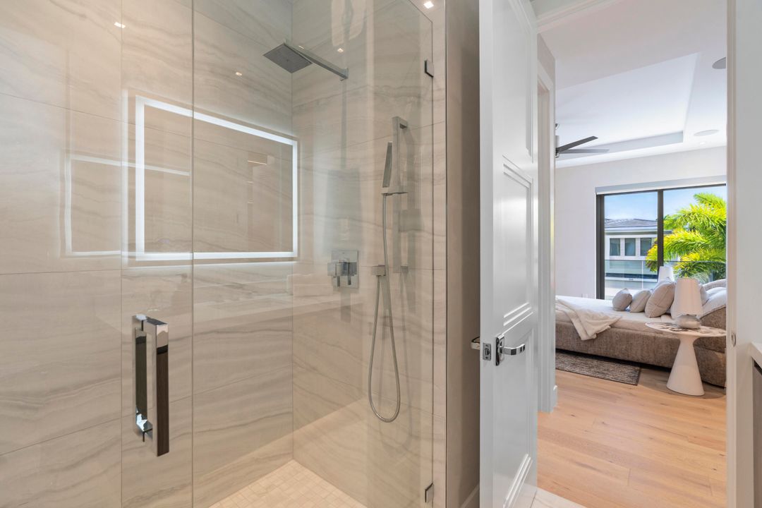 For Sale: $9,895,000 (5 beds, 5 baths, 5699 Square Feet)