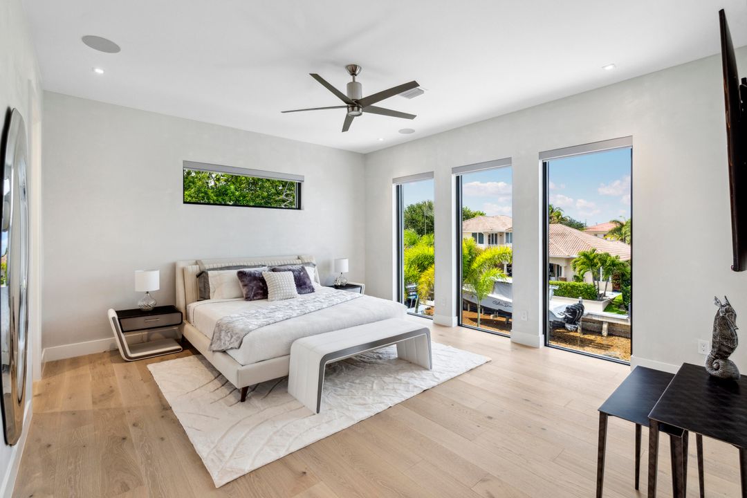 For Sale: $9,895,000 (5 beds, 5 baths, 5699 Square Feet)