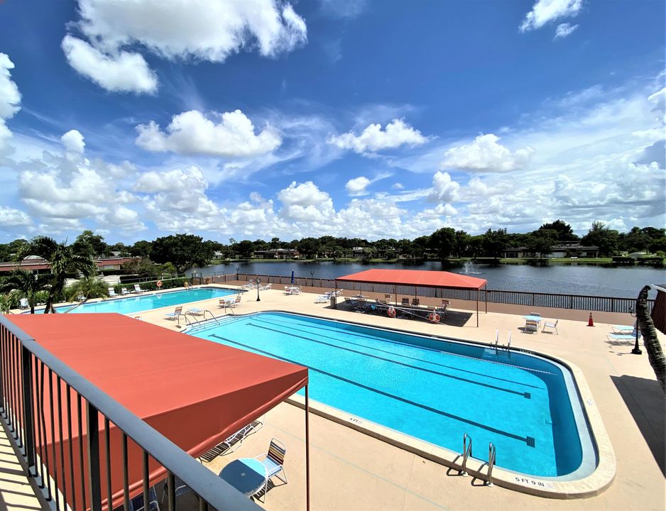 Active With Contract: $128,000 (2 beds, 1 baths, 1024 Square Feet)