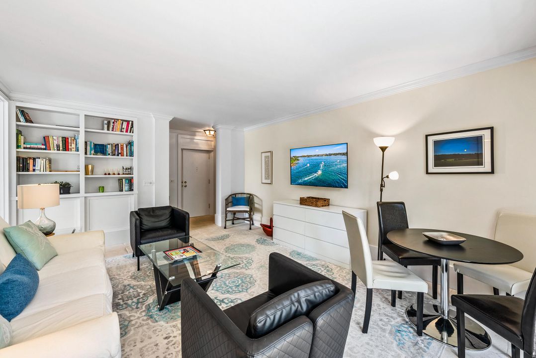 Active With Contract: $13,000 (2 beds, 2 baths, 900 Square Feet)