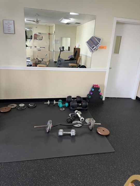 Active With Contract: $128,000 (2 beds, 1 baths, 1024 Square Feet)