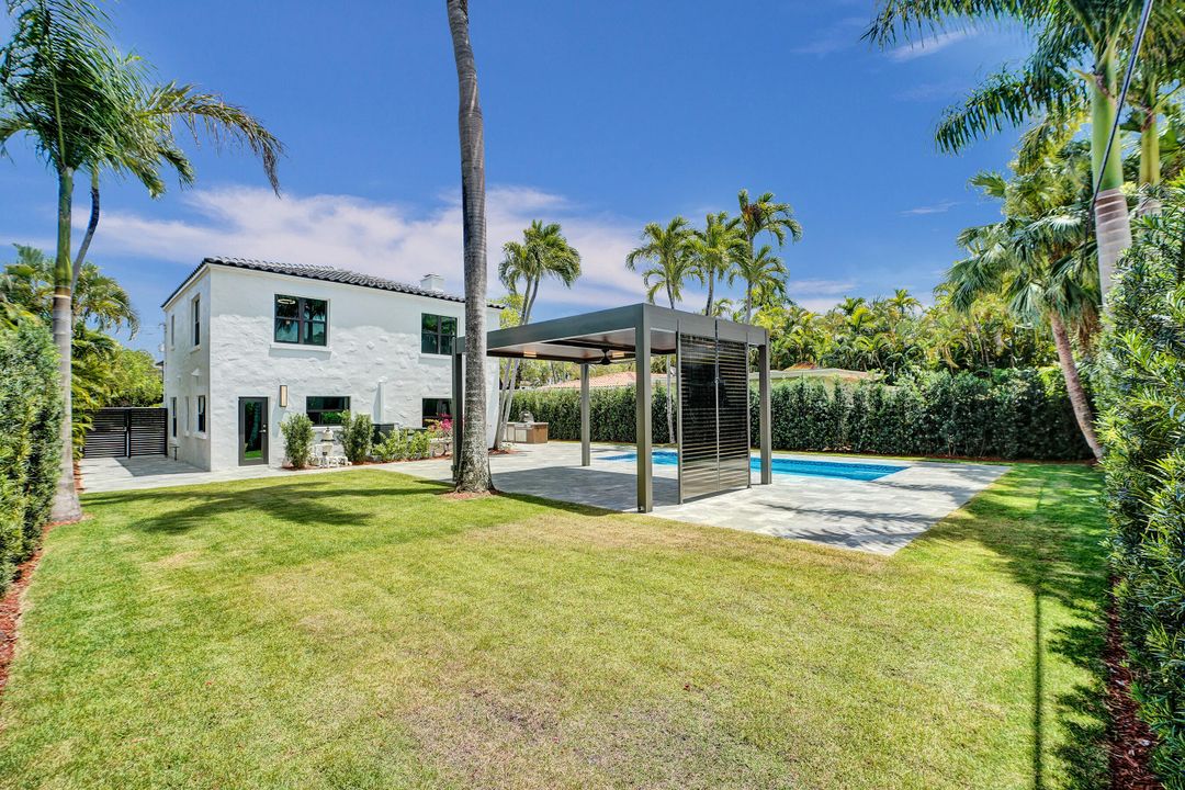 For Sale: $2,790,000 (3 beds, 2 baths, 2599 Square Feet)