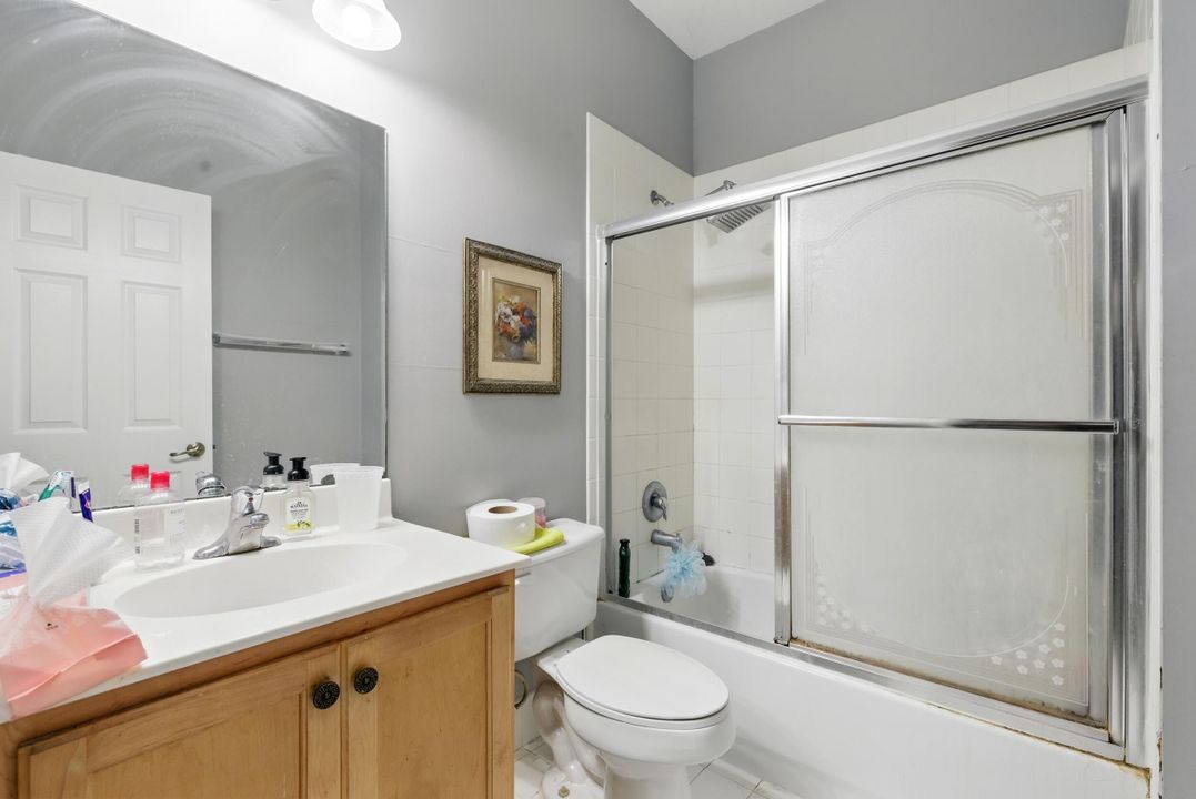 Activo con contrato: $479,500 (3 camas, 2 baños, 1936 Pies cuadrados)