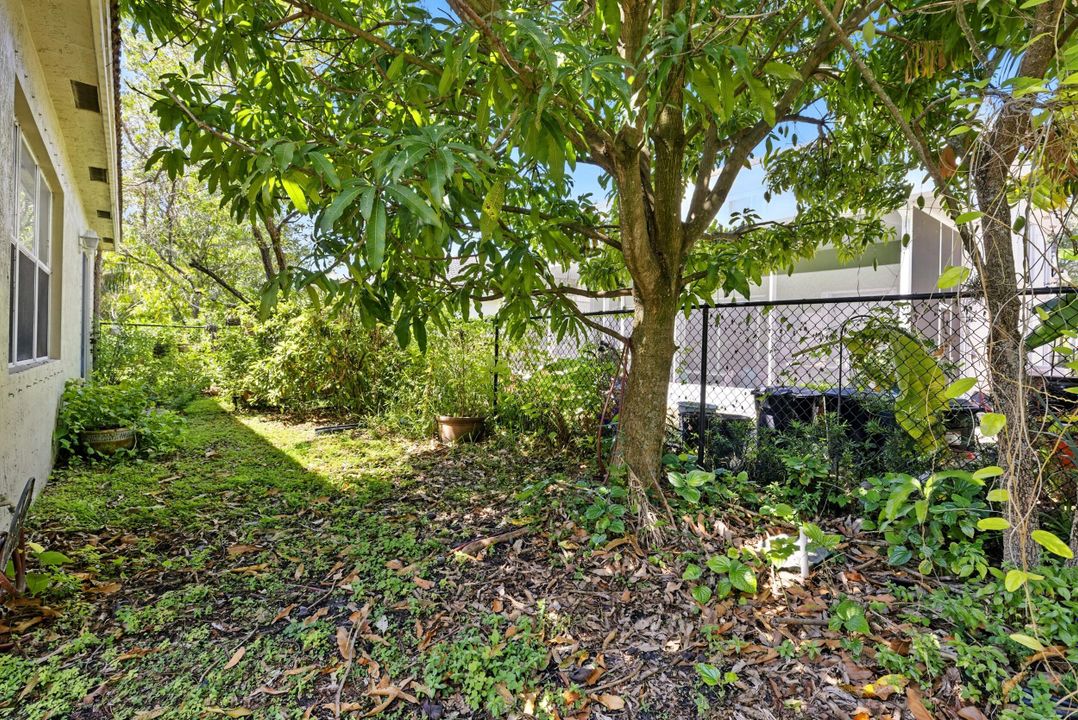 Activo con contrato: $479,500 (3 camas, 2 baños, 1936 Pies cuadrados)