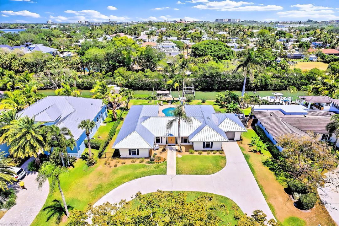 Activo con contrato: $2,999,999 (4 camas, 3 baños, 2657 Pies cuadrados)