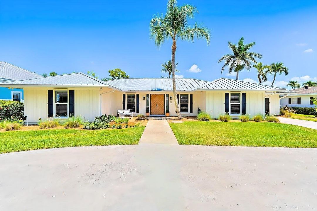 Activo con contrato: $2,999,999 (4 camas, 3 baños, 2657 Pies cuadrados)