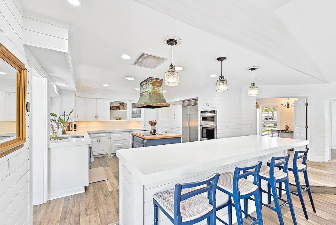 Activo con contrato: $2,999,999 (4 camas, 3 baños, 2657 Pies cuadrados)