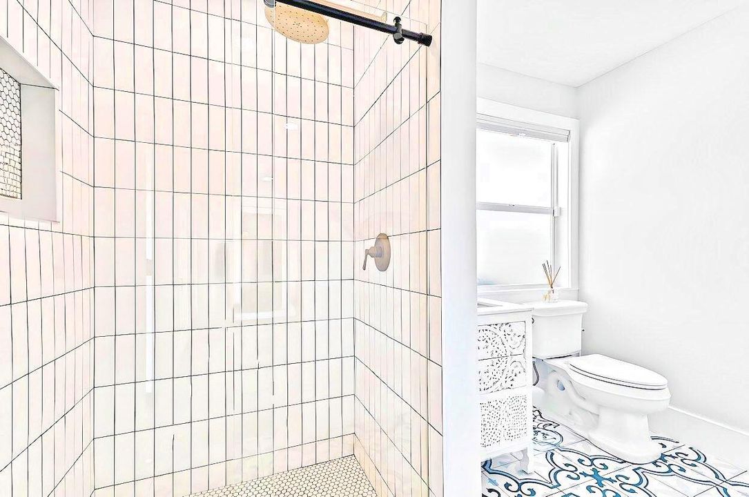 Activo con contrato: $2,999,999 (4 camas, 3 baños, 2657 Pies cuadrados)