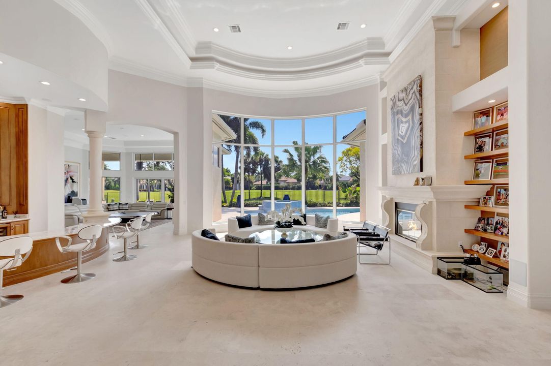 На продажу: $5,975,000 (5 спален, 6 ванн, 5912 Квадратных фут)