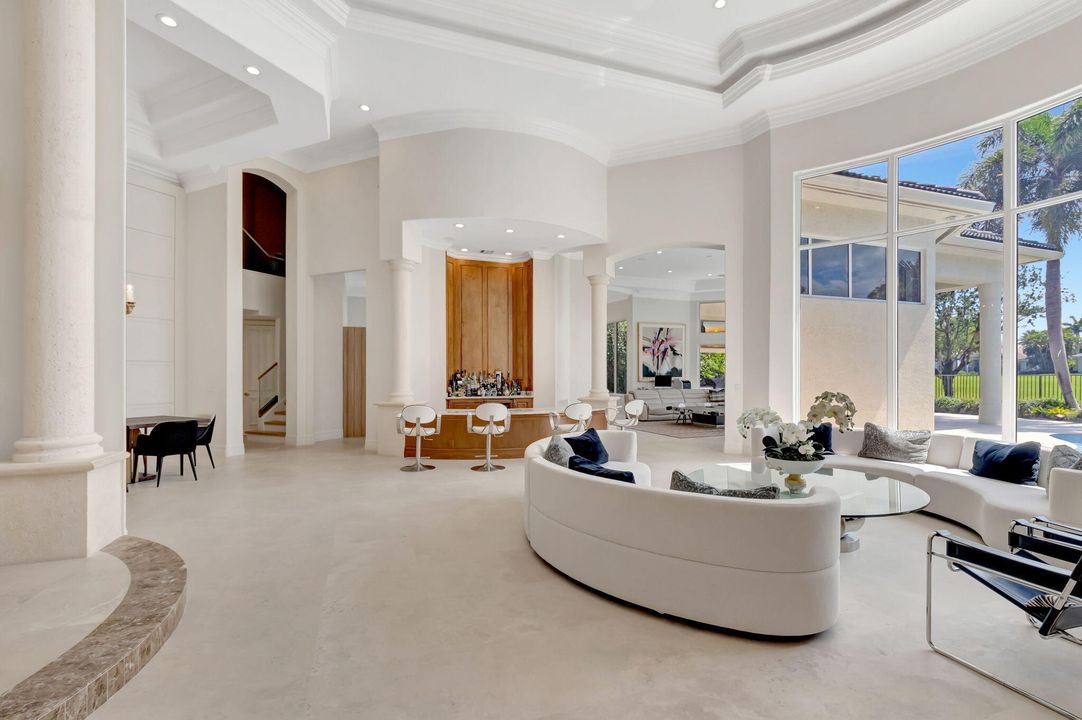 На продажу: $5,975,000 (5 спален, 6 ванн, 5912 Квадратных фут)