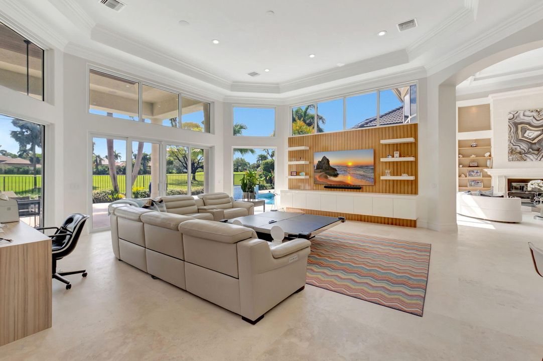 На продажу: $5,975,000 (5 спален, 6 ванн, 5912 Квадратных фут)