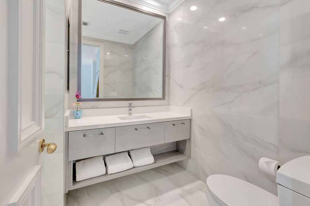 На продажу: $5,975,000 (5 спален, 6 ванн, 5912 Квадратных фут)