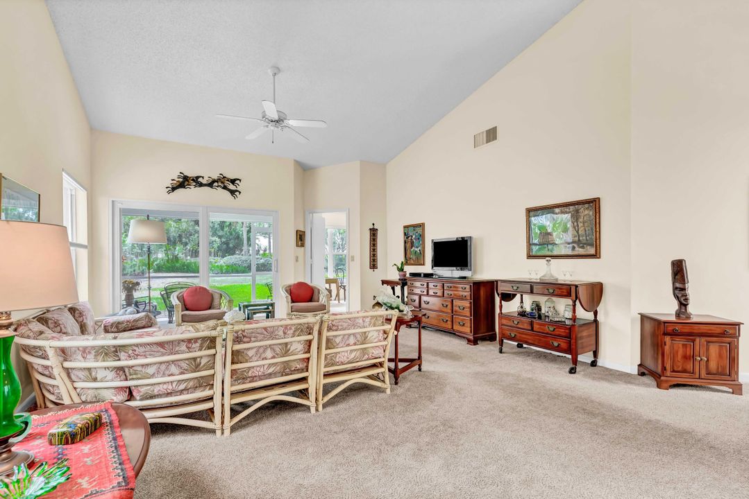 En Venta: $445,000 (2 camas, 2 baños, 1684 Pies cuadrados)