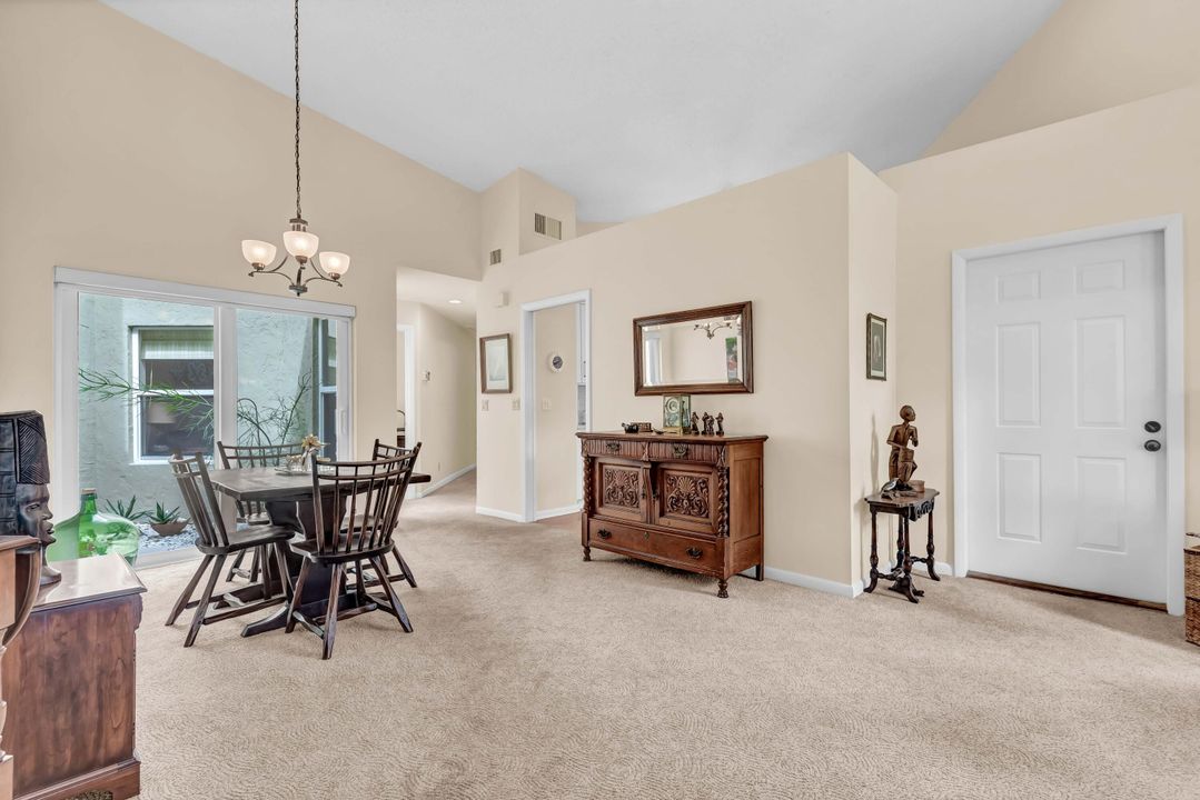 En Venta: $445,000 (2 camas, 2 baños, 1684 Pies cuadrados)