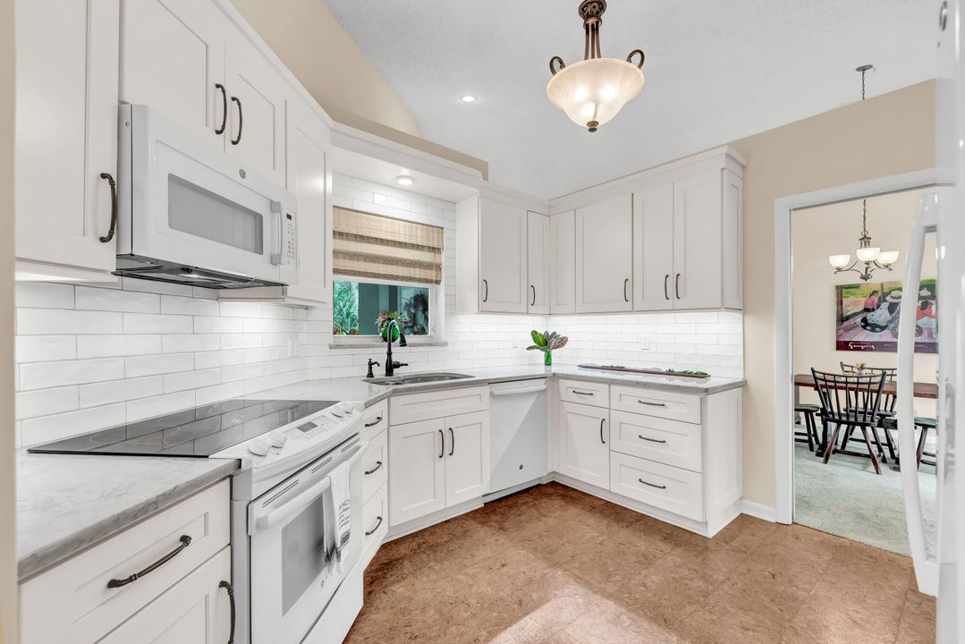 En Venta: $445,000 (2 camas, 2 baños, 1684 Pies cuadrados)