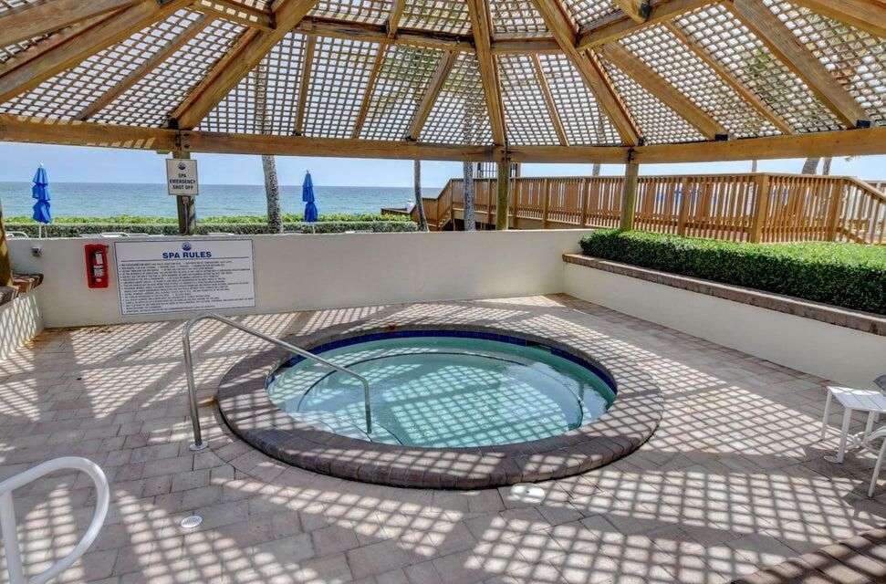 Под контрактом: $1,250,000 (2 спален, 2 ванн, 1452 Квадратных фут)