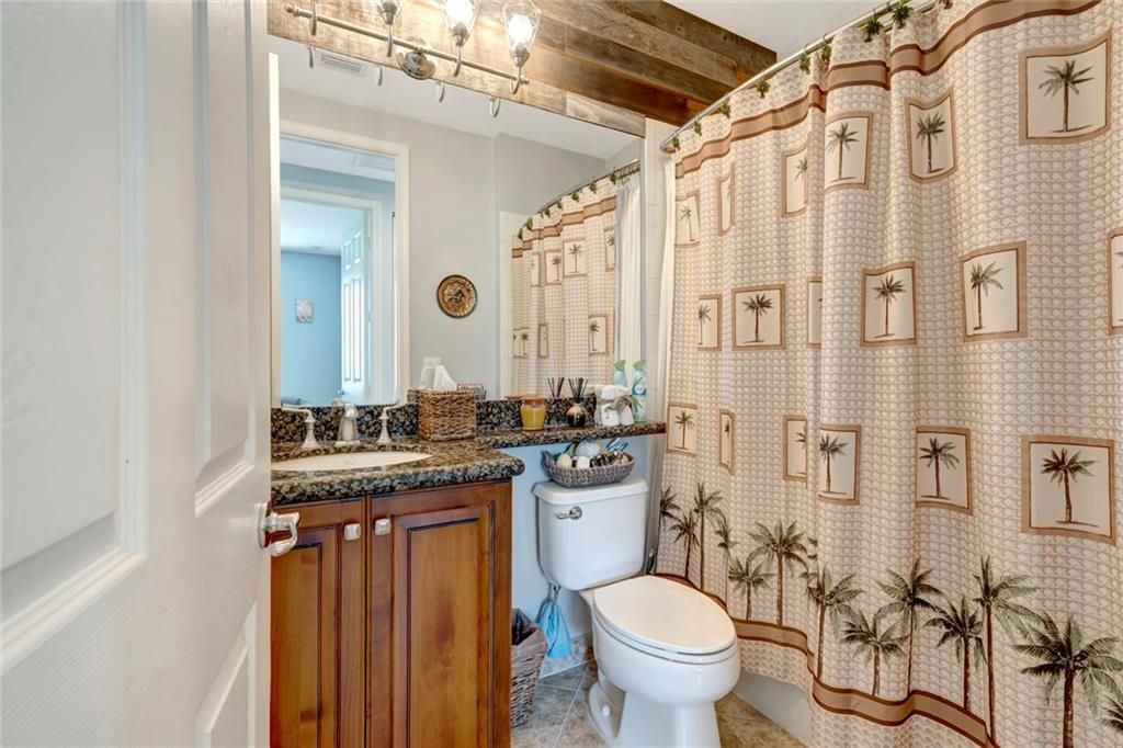 待售: $775,000 (5 贝兹, 4 浴室, 3493 平方英尺)