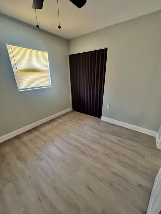 For Sale: $199,000 (3 beds, 1 baths, 925 Square Feet)