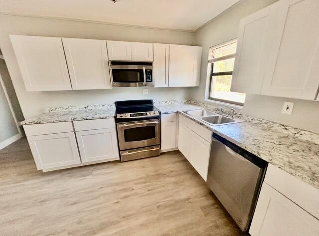 For Sale: $199,000 (3 beds, 1 baths, 925 Square Feet)