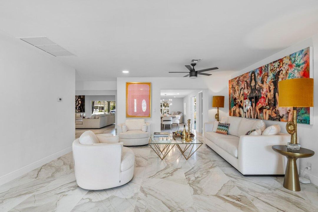 合同活跃: $13,500 (4 贝兹, 4 浴室, 3147 平方英尺)