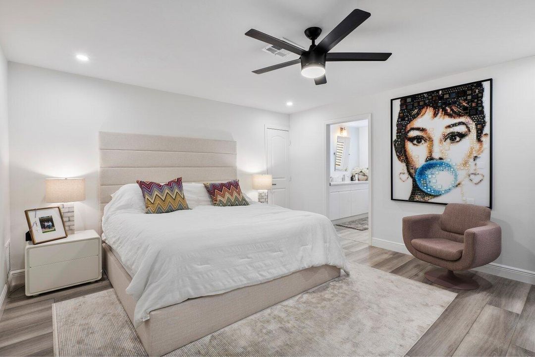 合同活跃: $13,500 (4 贝兹, 4 浴室, 3147 平方英尺)