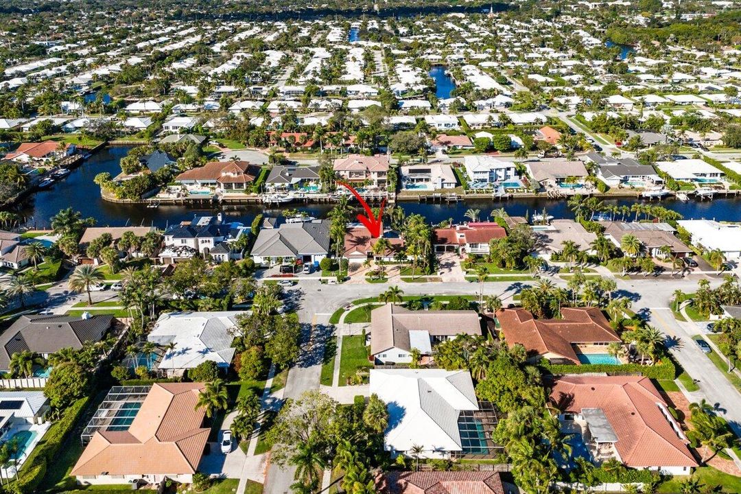 合同活跃: $13,500 (4 贝兹, 4 浴室, 3147 平方英尺)