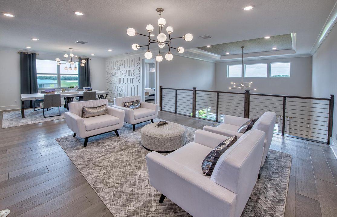 Active With Contract: $4,668,485 (5 beds, 6 baths, 5427 Square Feet)