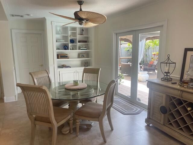 For Sale: $815,000 (3 beds, 2 baths, 1734 Square Feet)