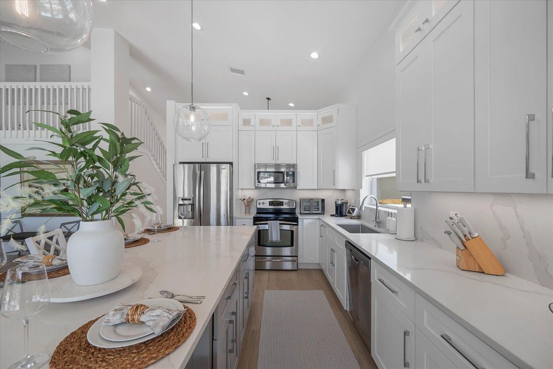 En Renta: $12,500 (4 camas, 2 baños, 2442 Pies cuadrados)